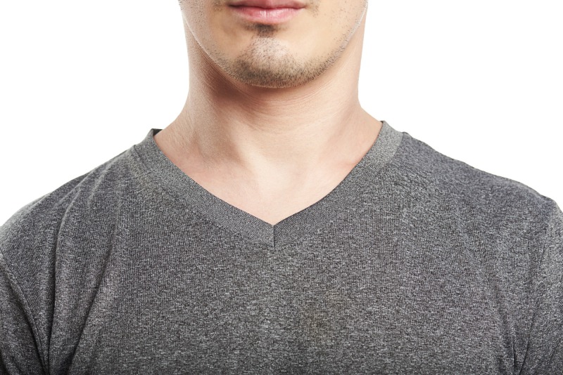 tシャツは襟に注目!違いを知って目的に合った選び方を