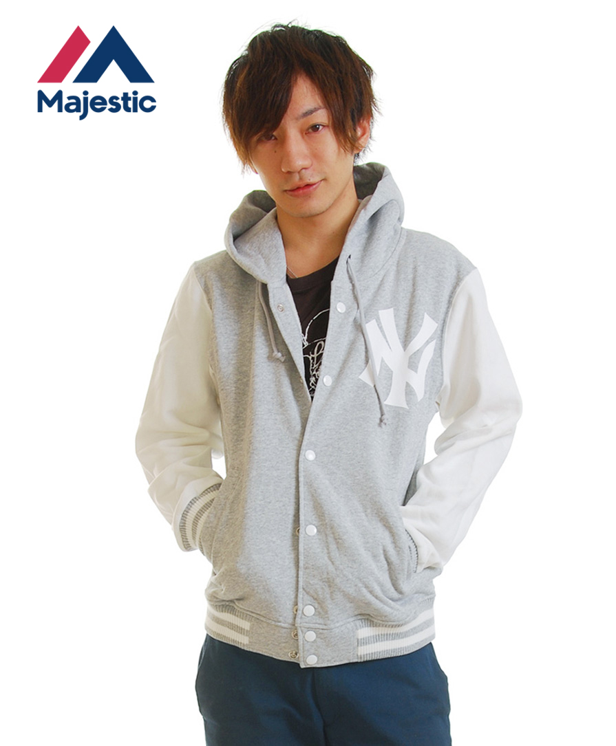 majestic メンズアウター　ヤンキース　XL