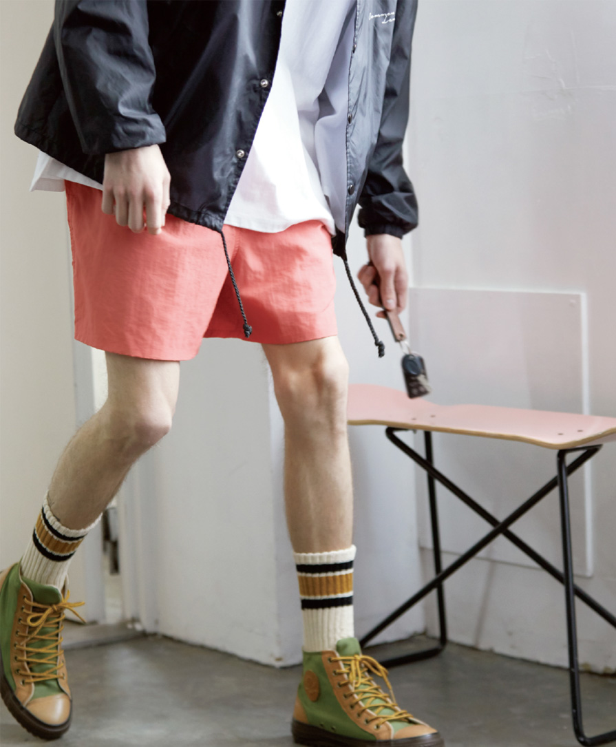 バーサタイル ナイロンショーツ激安通販 Truss無地ナイロンショーツの卸販売