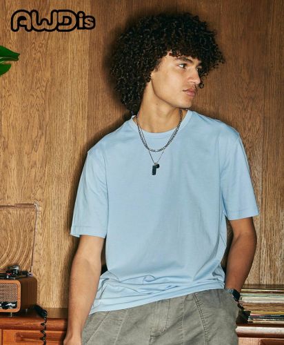 awdis(アウディス)The AWDis 150 Tシャツ/Sky Blue（海外お取り寄せカラー）モデル着用