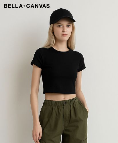 BELLA+CANVAS(ベラ キャンバス)レディース クロップドTシャツ/モデル着用：Black