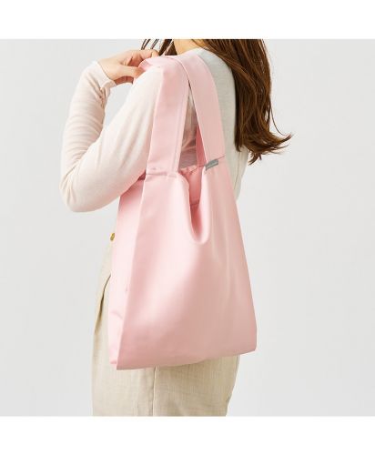 モッテル(MOTTERU)クルリト　デイリーバッグ/荷物を入れたときにも持ちやすく、日常使いにうれしい仕様です。