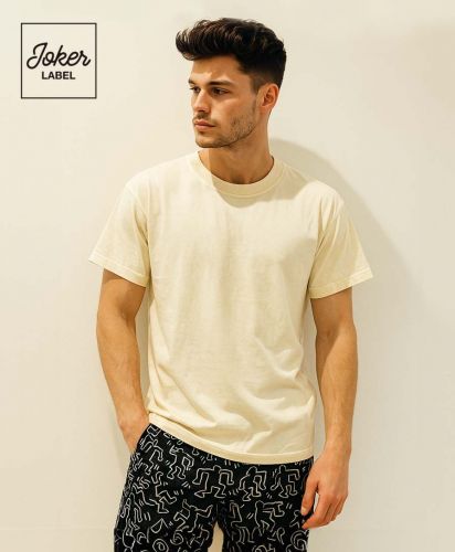 JOKER LABEL(ジョーカーラベル)ハイグレードコットンガーメントダイTシャツ/VWH ヴィンテージホワイト メンズモデル Mサイズ着用