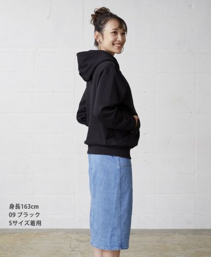 CROSS&STITCH(クロスアンドステッチ)レギュラーウェイトスウェットP/Oパーカ/立体フードとリブ裾で程よいボリューム。