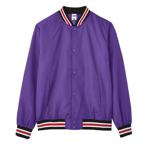 【新品未使用タグ付き✨】リバプール×エアマックス スタジャン　Lサイズ ナイキ スポーツウェア.オンラインストア (通販サイト)