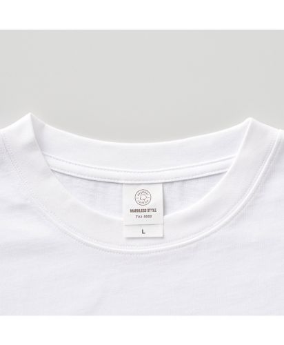 MARKLESS STYLE(マークレススタイル)カスタムデザインオーガニックコットンTシャツ　オーバーサイズ/襟ぐりまわり