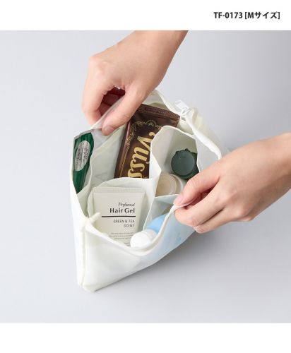 マークレススタイル(MARKLESS STYLE)らくらく仕分けポーチ/コンパクトで収納力抜群のポーチは、日常使いから旅行まで幅広く活躍する便利アイテム：TF-0173 [Mサイズ]