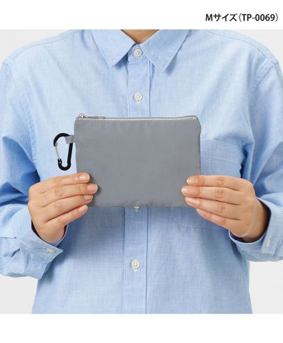 マークレススタイル(MARKLESS STYLE)リフレクターポーチ/TP-0069(M)サイズ感