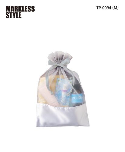 マークレススタイル(MARKLESS STYLE)サテン＆オーガンジー巾着/011 グレー：コスメやタオルなどのアメニティを収納したMARKLESS STYLEの巾着ポーチ( TP-0094:M）