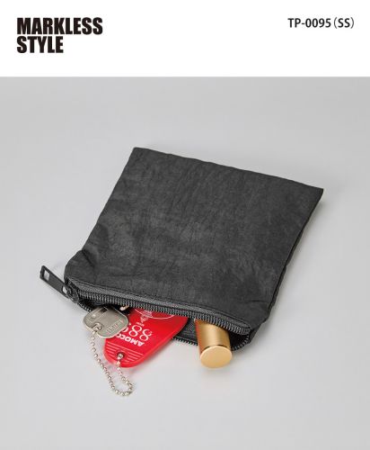 マークレススタイル(MARKLESS STYLE)ワッシャーナイロンフラットポーチ/SSサイズは持ち歩き用のコスメポーチや小物入れとしてぴったりのサイズ感。TP-0095（SS）