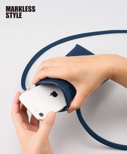 マークレススタイル(MARKLESS STYLE)バネ口レザースタイルサコッシュ/スマートフォンが出し入れしやすく、日常使いに便利なコンパクト設計
