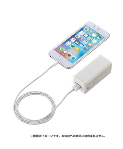 モバイルチャージャー（単三乾電池×4本）/044ホワイト 使用イメージ