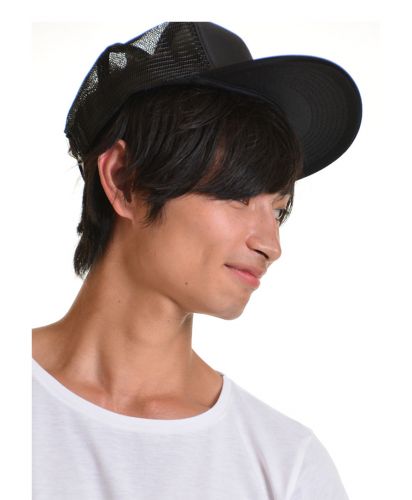 OTTO CAP フラットバイザー メッシュキャップ（スナップバック）BKブラック メンズモデル着用