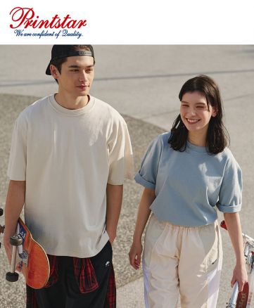 プリントスター(Printstar)7.4オンス スーパーヘビービッグTシャツ/モデル左から身長183cm   Lサイズ/455ライトベージュ着用身長163cm   Sサイズ/426アシッドブルー着用